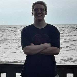 Meet your Posher, Daniel